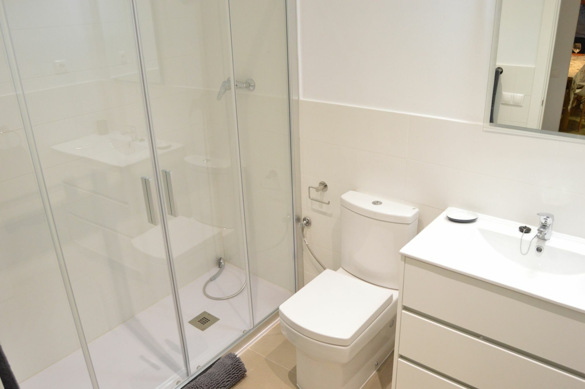 Tarragona Suites Mediona Eksteriør bilde