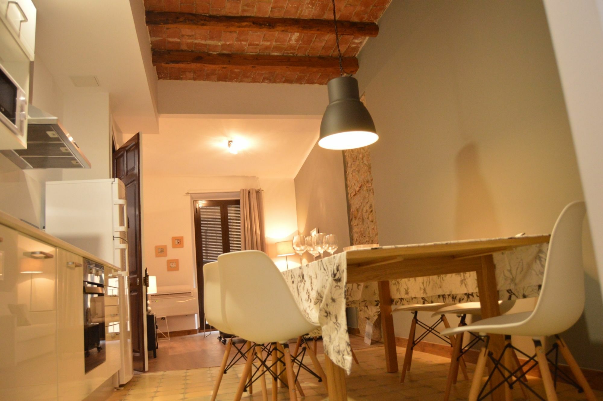 Tarragona Suites Mediona Eksteriør bilde