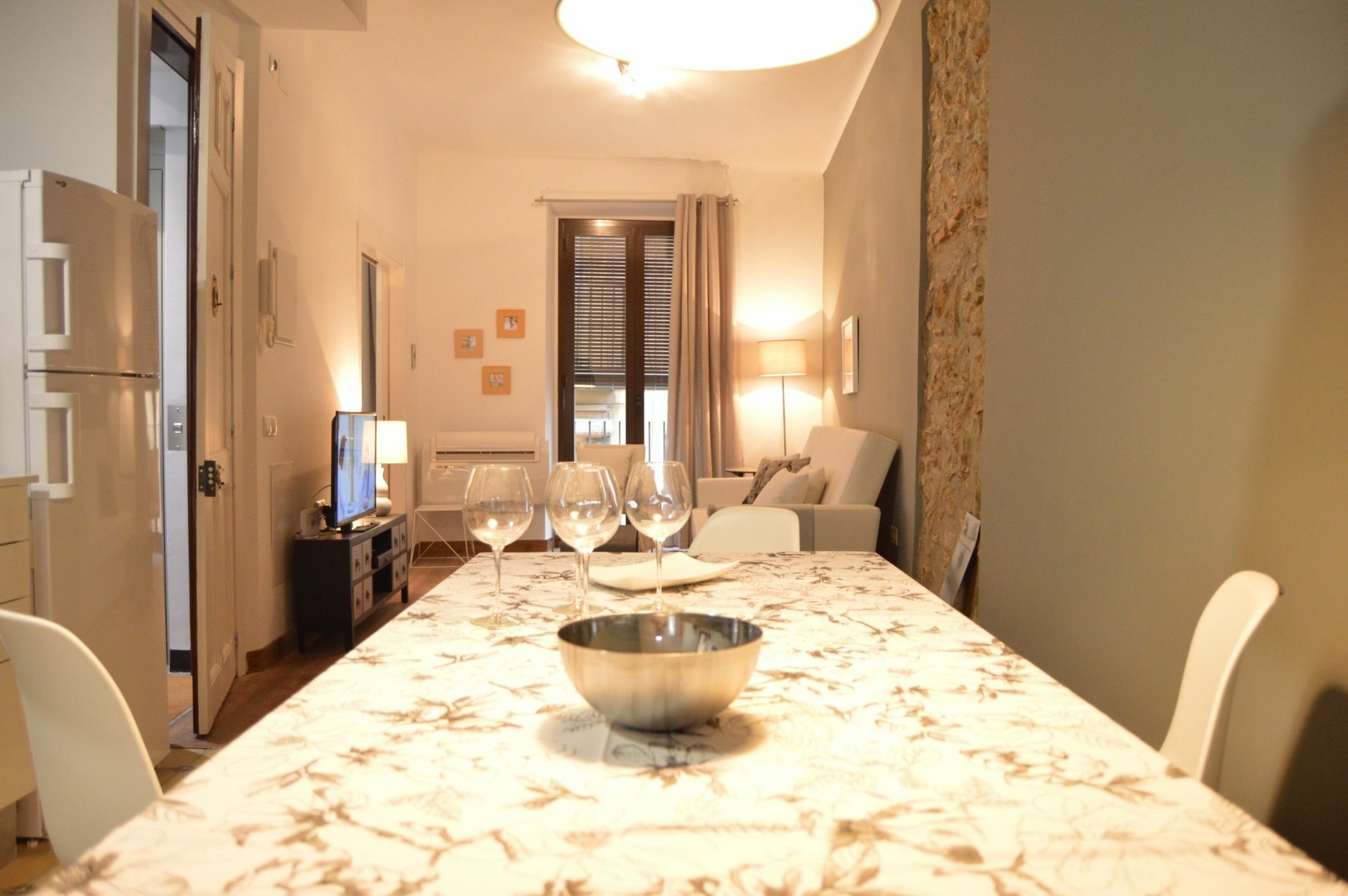 Tarragona Suites Mediona Eksteriør bilde