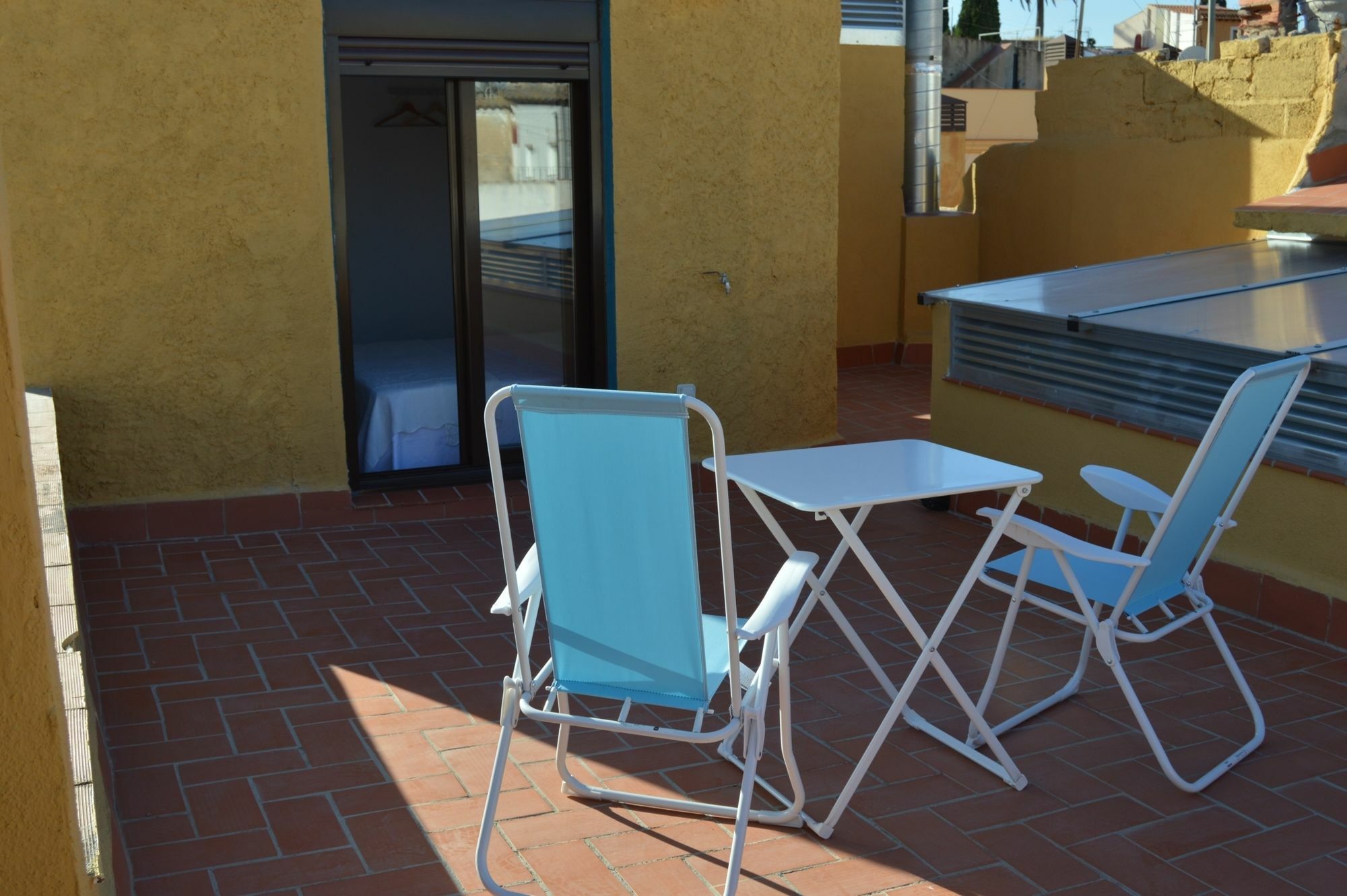 Tarragona Suites Mediona Eksteriør bilde