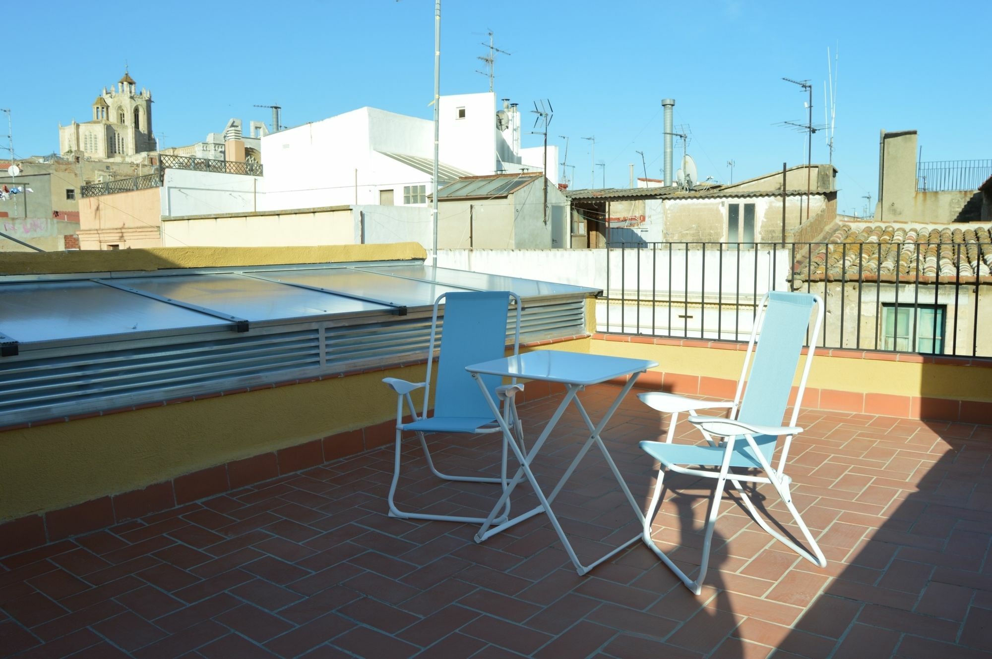 Tarragona Suites Mediona Eksteriør bilde